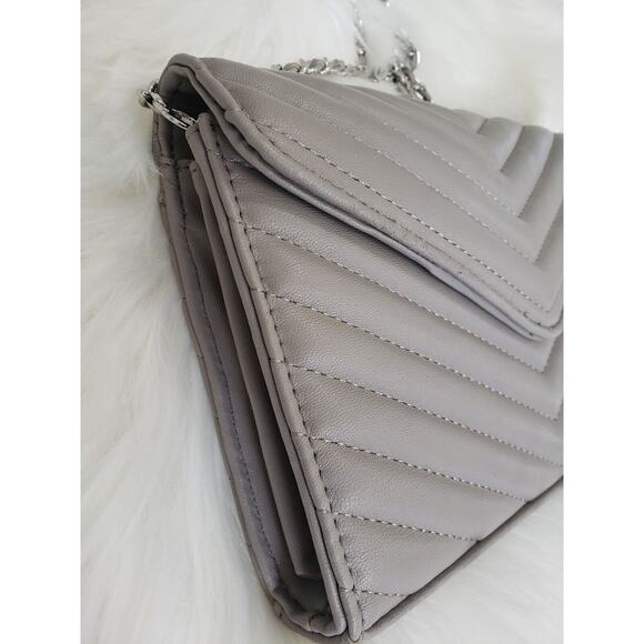 NEW Gray Quilted Envelope FLap Crossbody Purse Worthington Old Money Silver - Picture 5 of 7